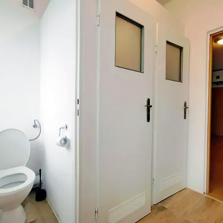 Bagrowa 17 Hostel *